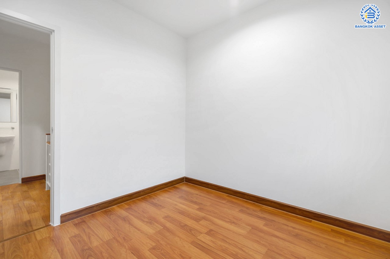 บ้านมือสองตกแต่งใหม่ ม.พฤกษาทาวน์ ติดถนนราชพฤกษ์ ทาวน์เฮ้าส์พร้อมอยู่! เนื้อที่ 17.5 ตร.ว. ฟังก์ชัน 3 ห้องนอน 2 ห้องน้ำ เดินทางสะดวกบนทำเลศักยภาพ ใกล้วงเวียนพระราม5 เชื่อมต่อทั้งถ.นครอินทร์ ,ราชพฤกษ์ ,และกาญจนาภิเษก และรถไฟฟ้า "สถานีบางรักใหญ่"